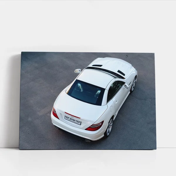 Tablou Auto Premium Grație și Performanță – Artă Canvas Modernă cu Mașină Decapotabilă Mercedes-Benz Albă pentru Birou, Living sau Garaj