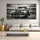 Tablou Auto Premium Frânturi de Istorie – Pânză Canvas Monocromă cu Camionetă Americană de Epocă
