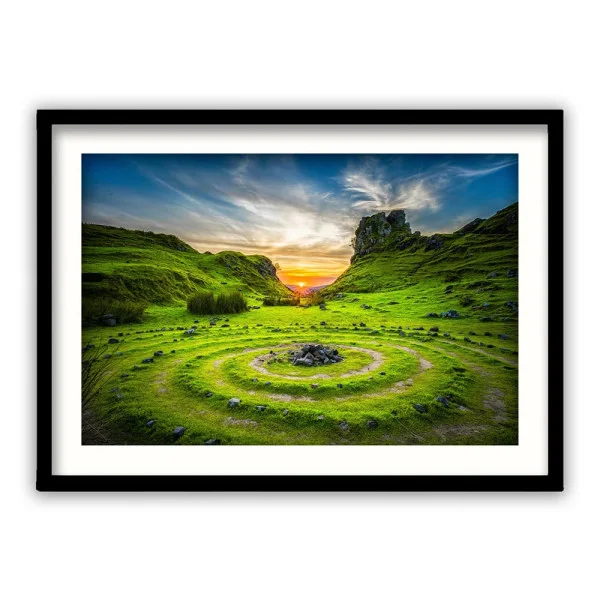 Tablou peisaj înrămat - Sanctuarul Verde, tablou de poveste pentru living sau birou