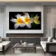 Tablou cu Flori pentru Dormitor - Plumeria Alb cu Galben, Eleganță Exotică