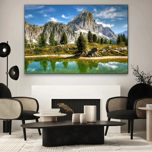Tablou canvas peisaj - Ziduri de piatră, peisaj montan cu lac alpin ideal pentru livinguri moderne sau birouri inspiraționale