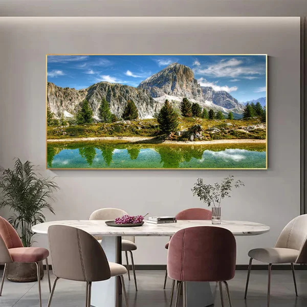 Tablou canvas peisaj - Ziduri de piatră, peisaj montan cu lac alpin ideal pentru livinguri moderne sau birouri inspiraționale