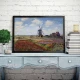 Tablou Monet - Câmpuri de lalele la moara de vânt din Rijnsburg, tablou inramat fine art decor Tablou Monet - Câmpuri de lalele la moara de vânt din Rijnsburg, tablou inramat fine art decor