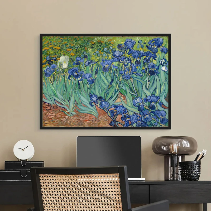 Tablou Vincent van Gogh - Iriși, tablou reproducere înrămat atmosferă caldă pentru livingul, biroul sau dormitorul tău Tablou Vincent van Gogh - Iriși, tablou reproducere înrămat atmosferă caldă pentru livingul, biroul sau dormitorul tău